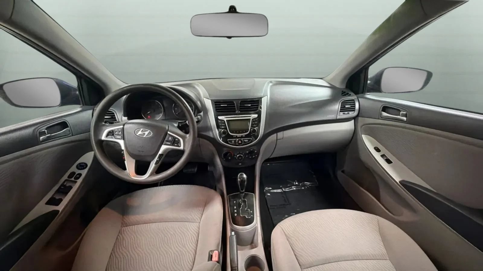 Used 2012 Hyundai Accent GLS w/ Premium Pkg 3 FWD image 9