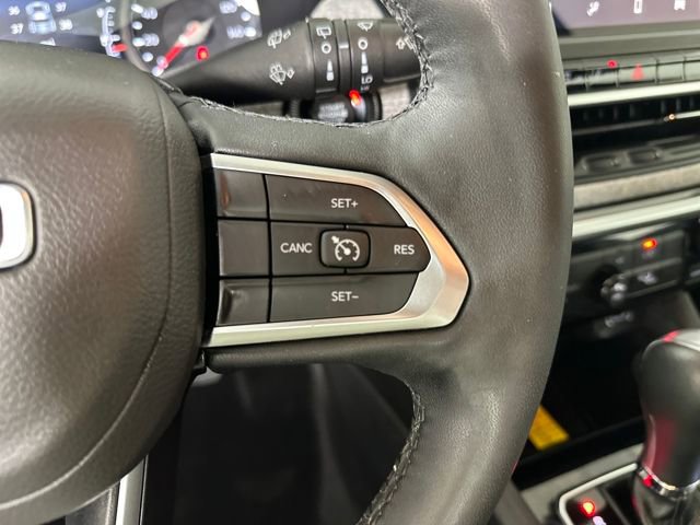 Used 2023 Jeep Compass Latitude image 16