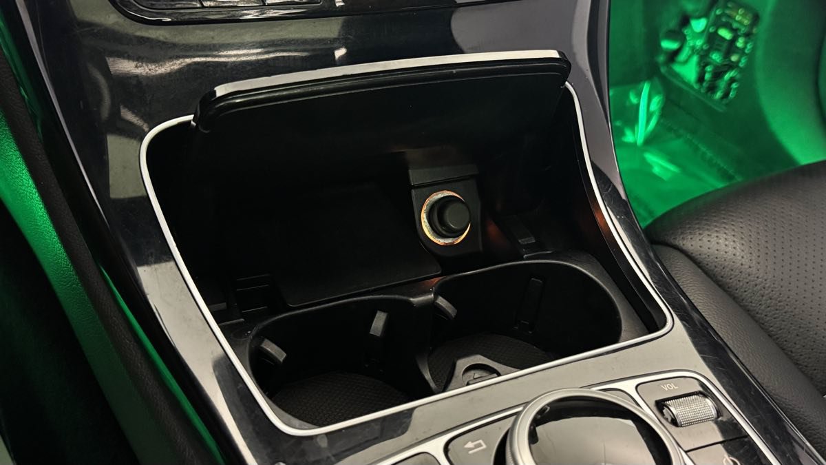 Used 2018 Mercedes-Benz C 300 Sedan w/ Premium Package image 25