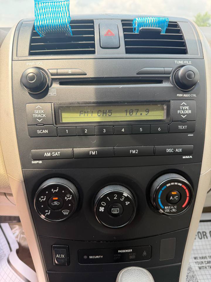 Used 2009 Toyota Corolla LE w/ All Weather Guard Pkg FWD image 23