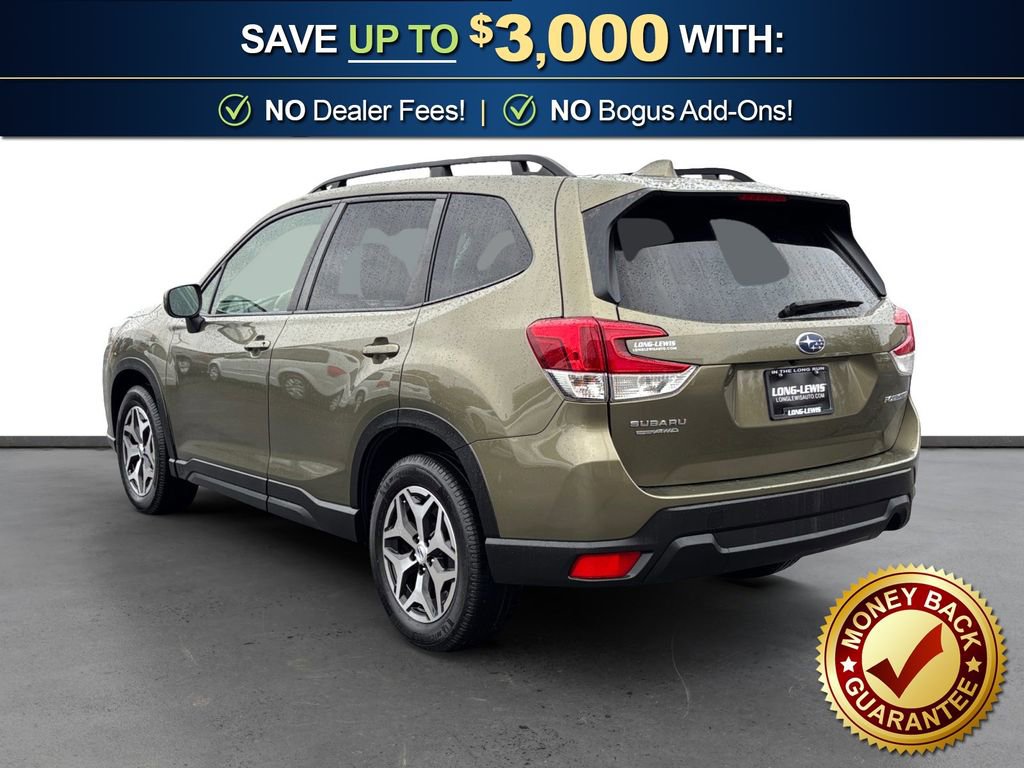 Used 2022 Subaru Forester Premium image 4