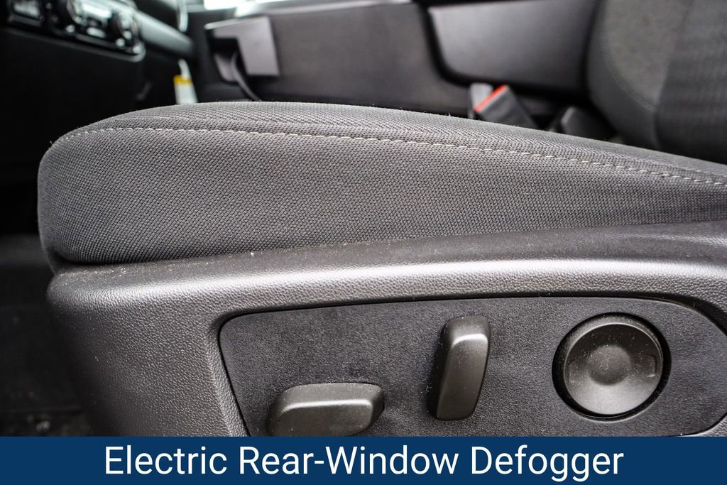 Certified 2025 Chevrolet Silverado 2500 LT w/ Convenience Package image 11