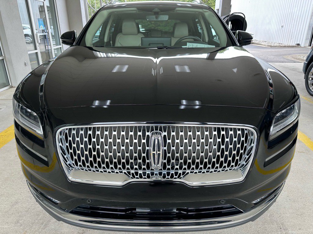 Used 2022 Lincoln Nautilus Reserve w/ Equipment Group 202A AWD/4WD image 8