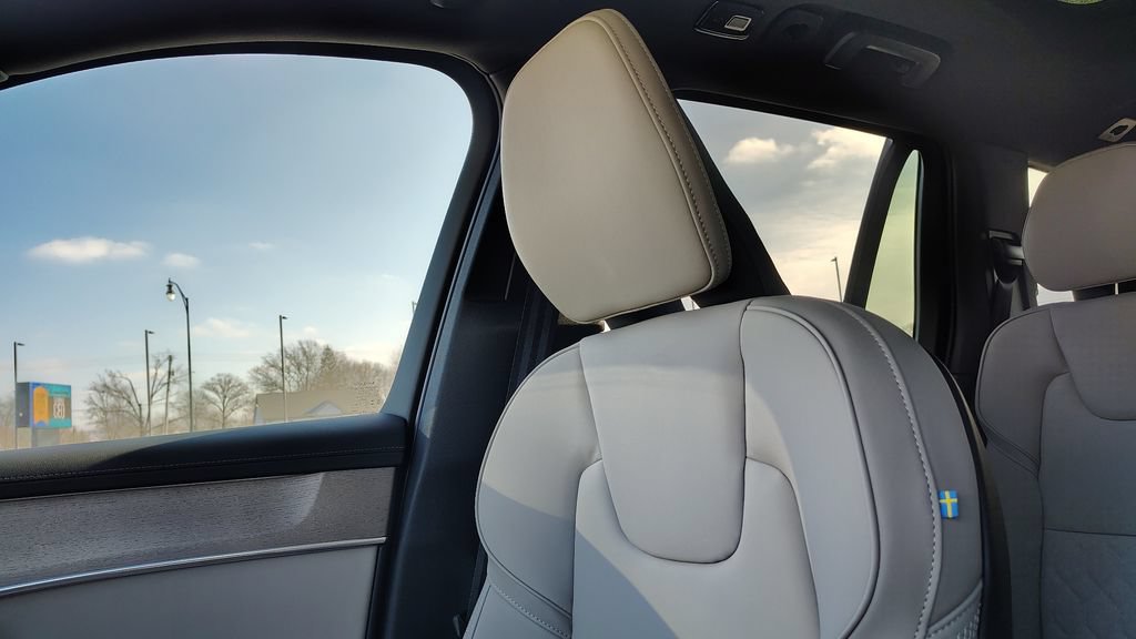New 2026 Volvo XC90 B6 Plus AWD/4WD image 24