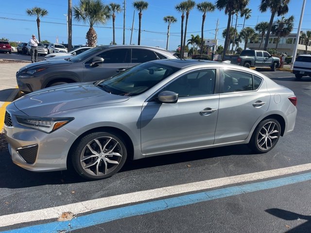 Used 2020 Acura ILX Premium Package image 5