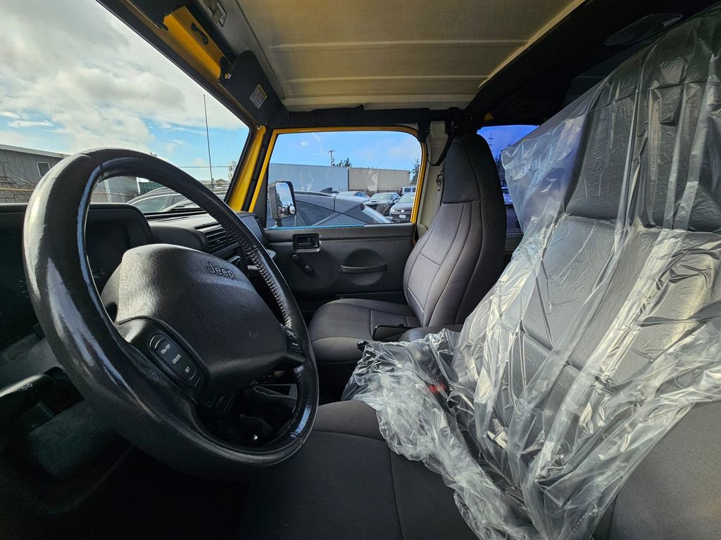 Used 2000 Jeep Wrangler Sport image 13