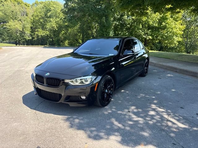 Used 2018 BMW 330i xDrive Sedan AWD/4WD image 3
