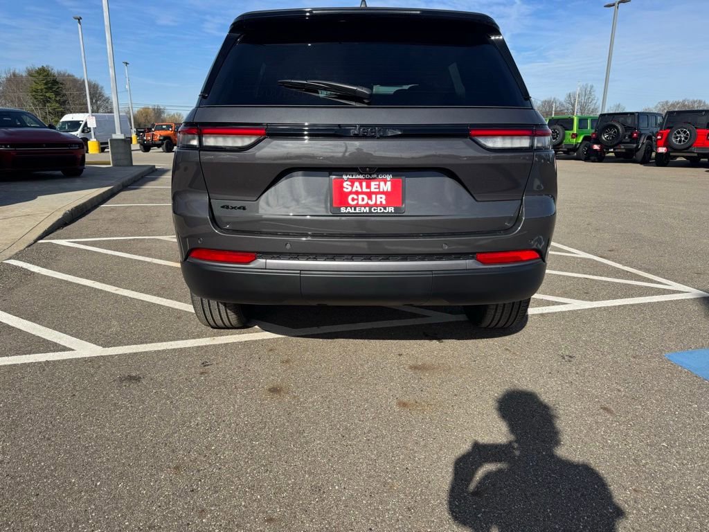 New 2026 Jeep Grand Cherokee Limited AWD/4WD image 8