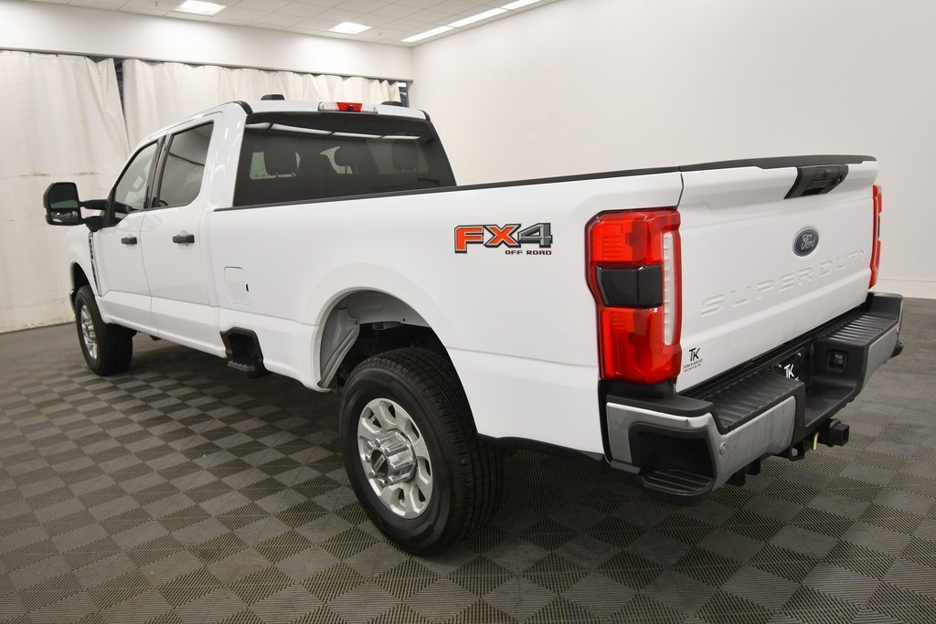 Used 2023 Ford F350 XL image 5