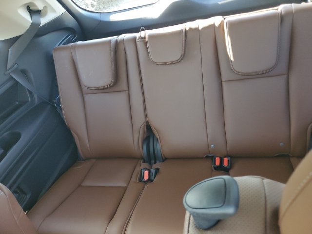 Used 2024 Subaru Ascent Touring AWD/4WD image 9