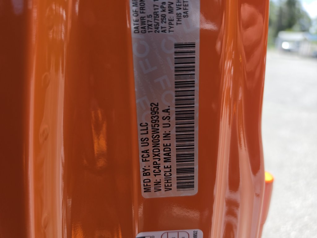 Certified 2025 Jeep Wrangler Unlimited Sport AWD/4WD image 33