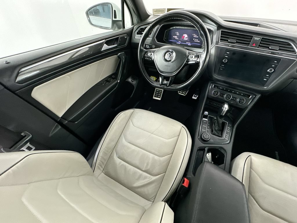 Used 2020 Volkswagen Tiguan SEL Premium R-Line AWD/4WD image 9