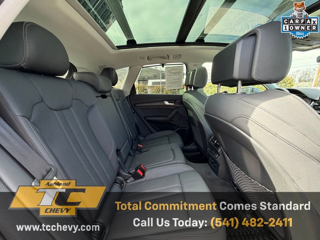 Used 2021 Audi Q5 e Prestige w/ Prestige Package image 14