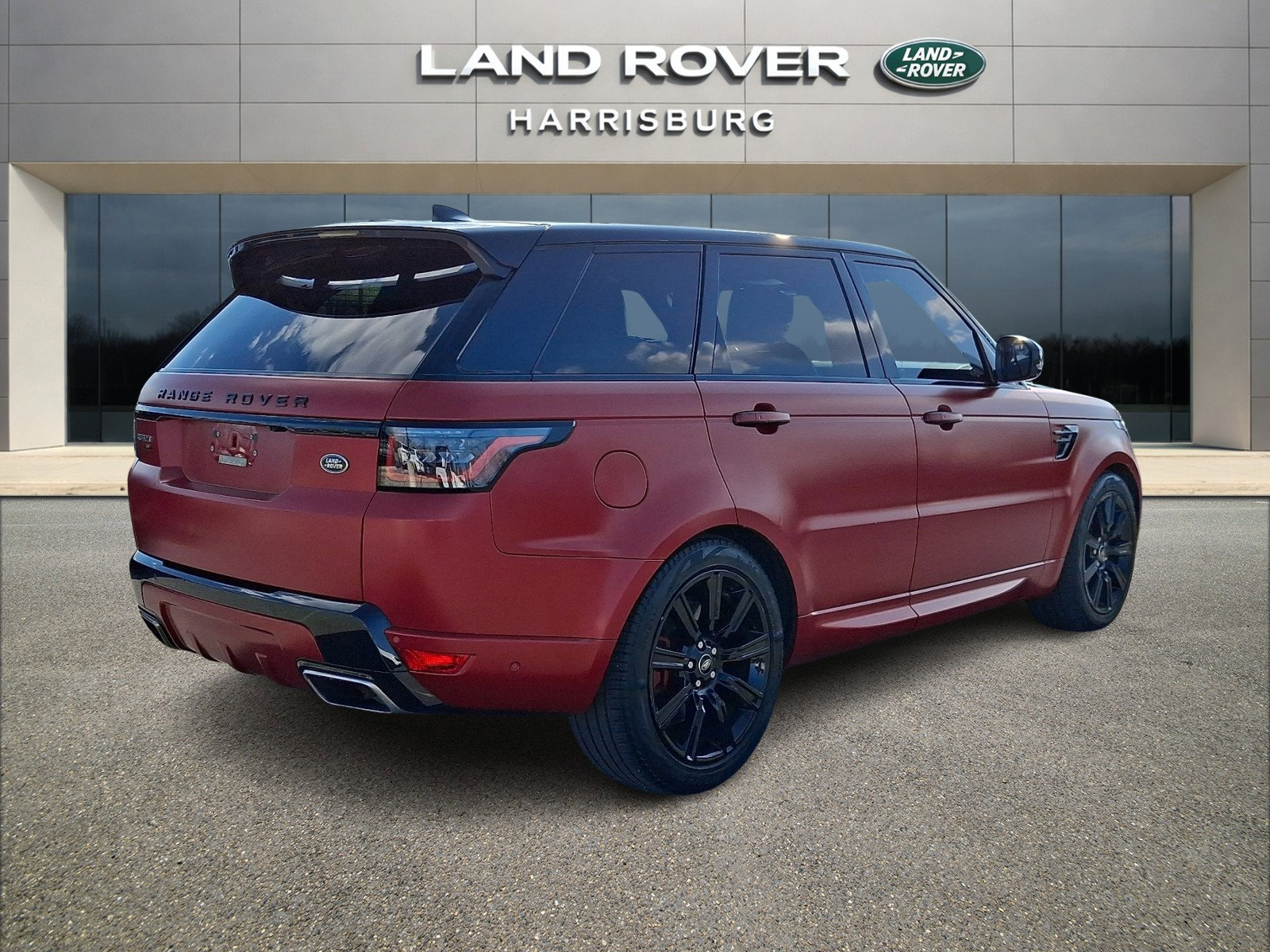 Used 2022 Land Rover Range Rover Sport HST image 4