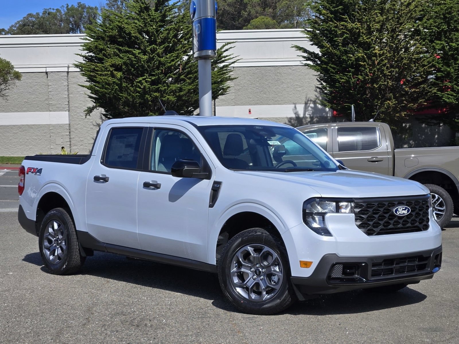 New 2026 Ford Maverick XLT w/ XLT Luxury Package AWD/4WD image 2