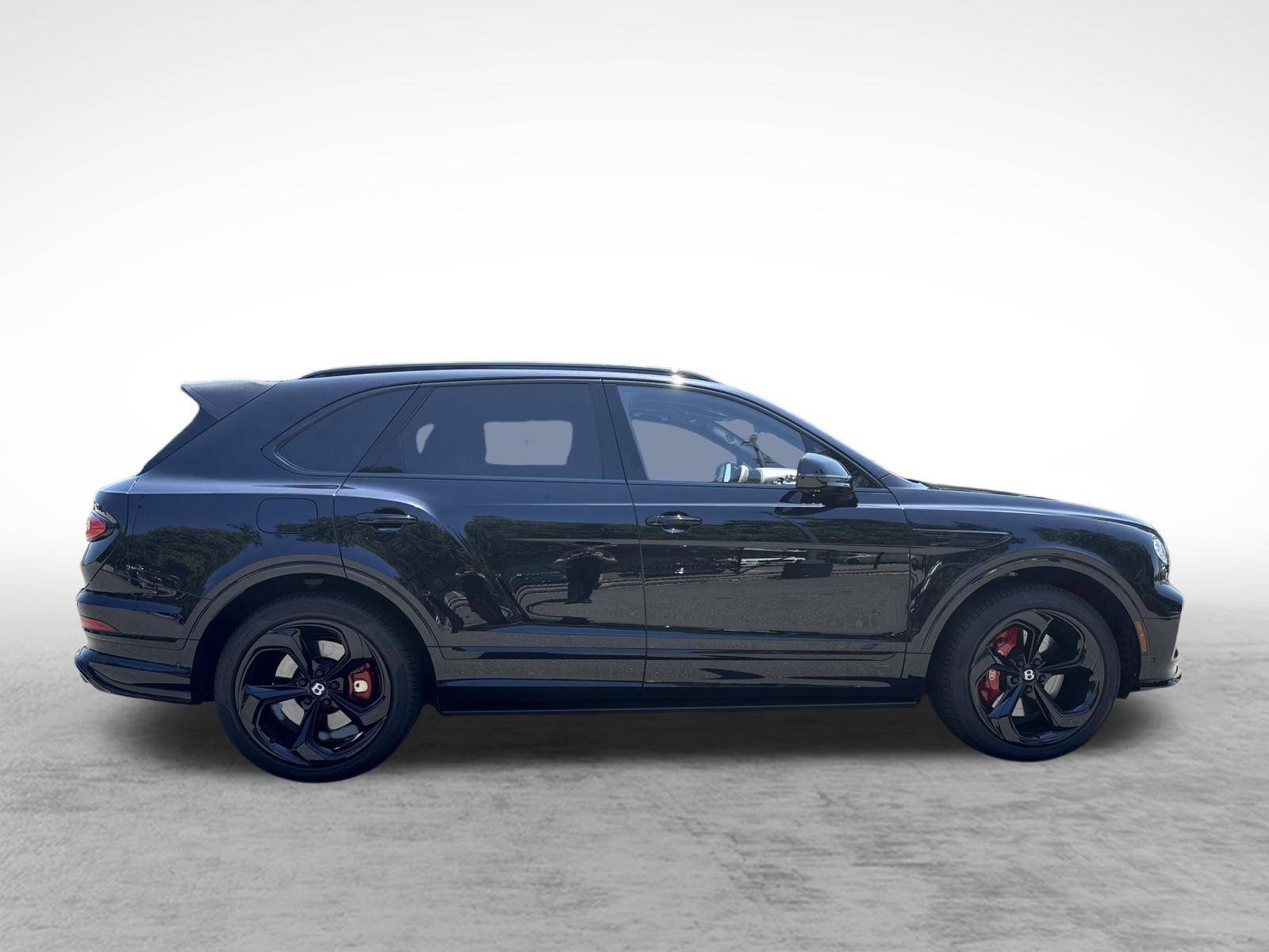Used 2022 Bentley Bentayga AWD/4WD image 10