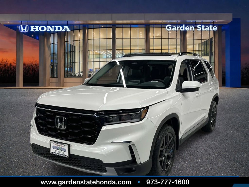 Used 2025 Honda Pilot Touring