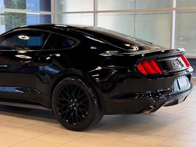 Used 2017 Ford Mustang GT w/ GT Performance Package RWD image 13