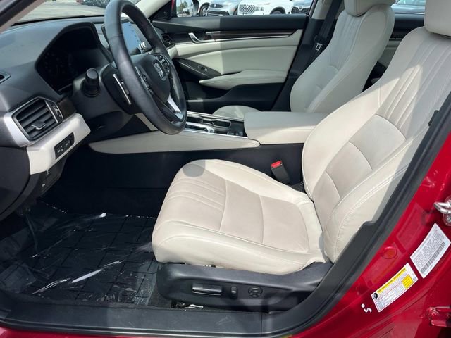 Used 2018 Honda Accord Touring image 25