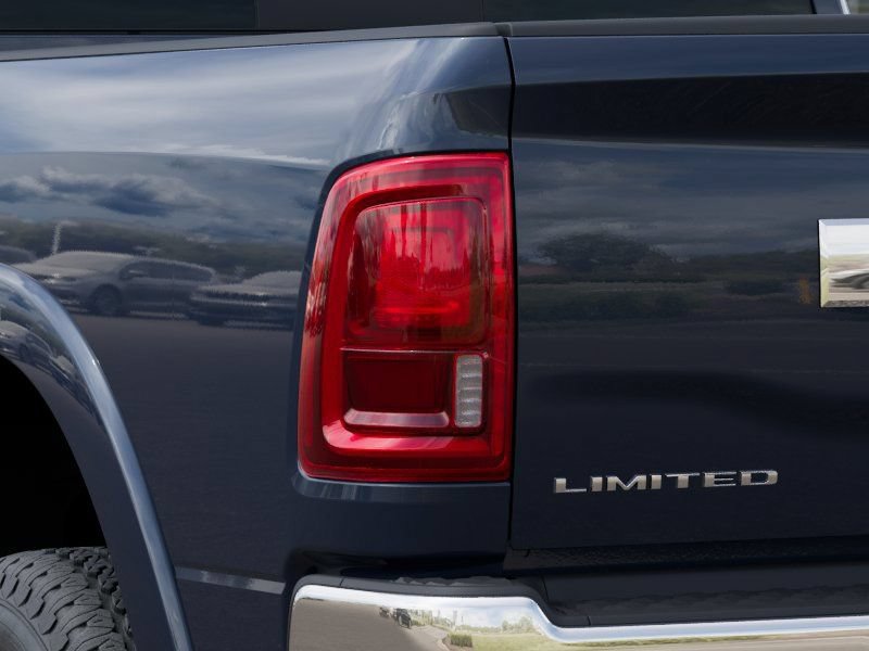 New 2025 RAM 2500 Limited AWD/4WD image 10