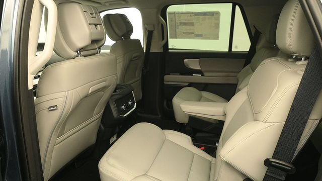 New 2027 Ford Expedition Active AWD/4WD image 12