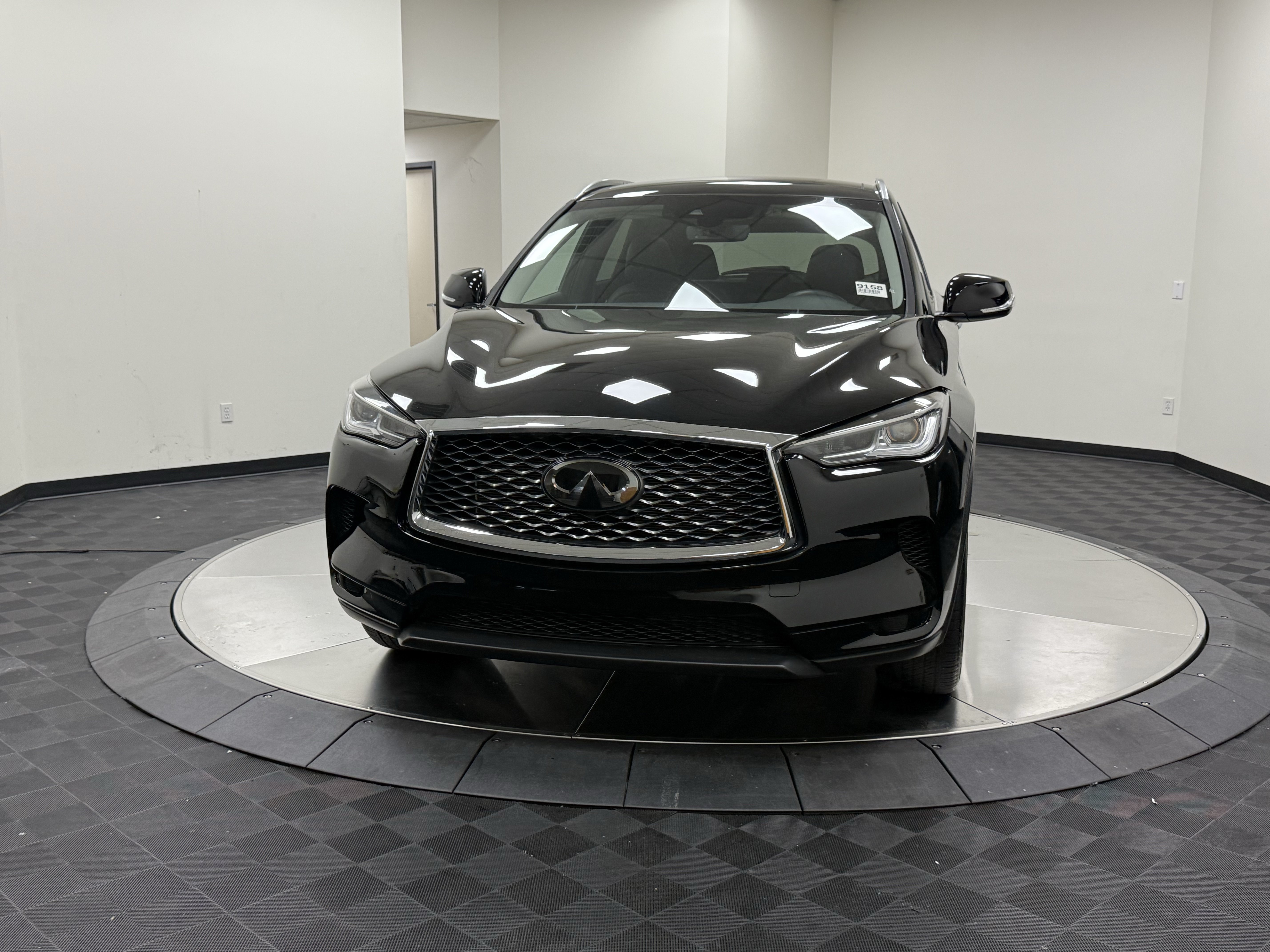 Certified 2024 INFINITI QX50 Luxe FWD image 2
