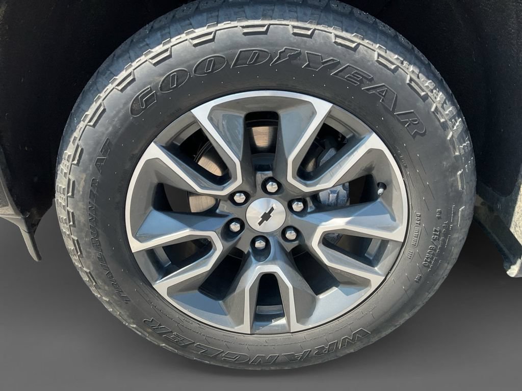 Used 2023 Chevrolet Silverado 1500 RST w/ Protection Package AWD/4WD image 11