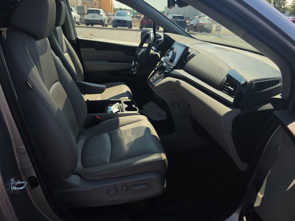 Used 2023 Honda Odyssey Touring image 29