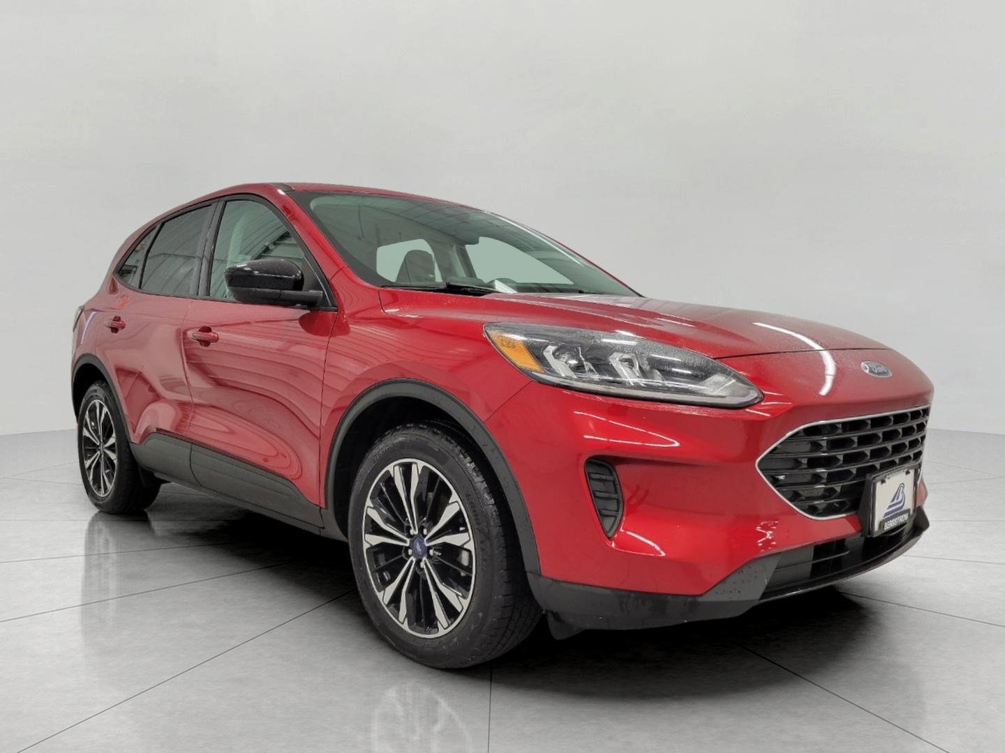 Used 2022 Ford Escape SE w/ SE Sport Appearance Package