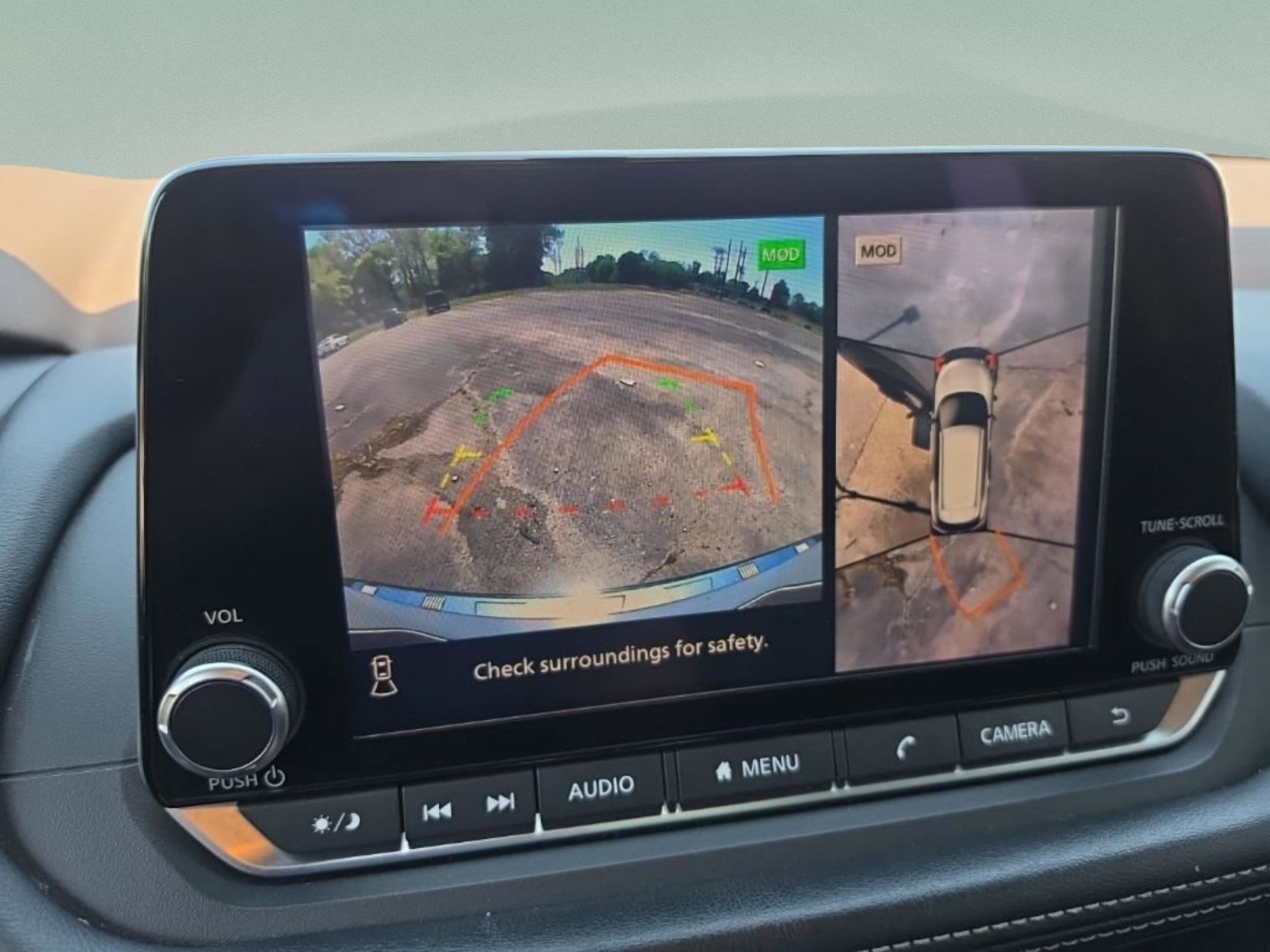 Used 2021 Nissan Rogue SL FWD image 25