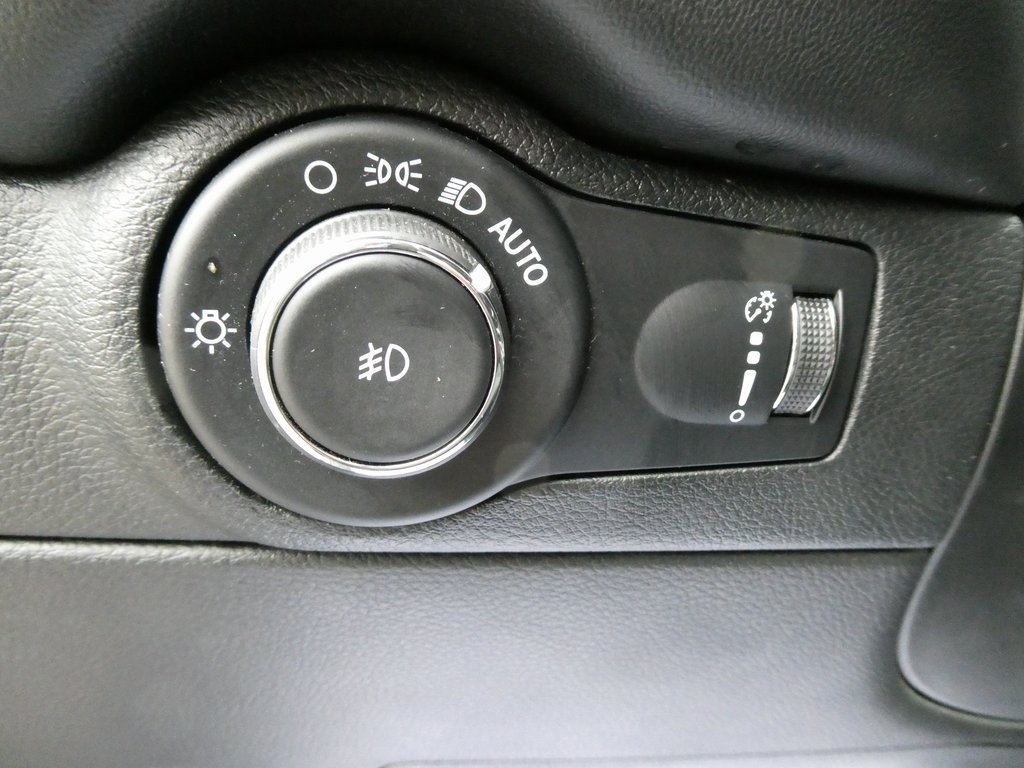 Used 2022 Dodge Durango SXT w/ Trailer Tow Group IV image 27