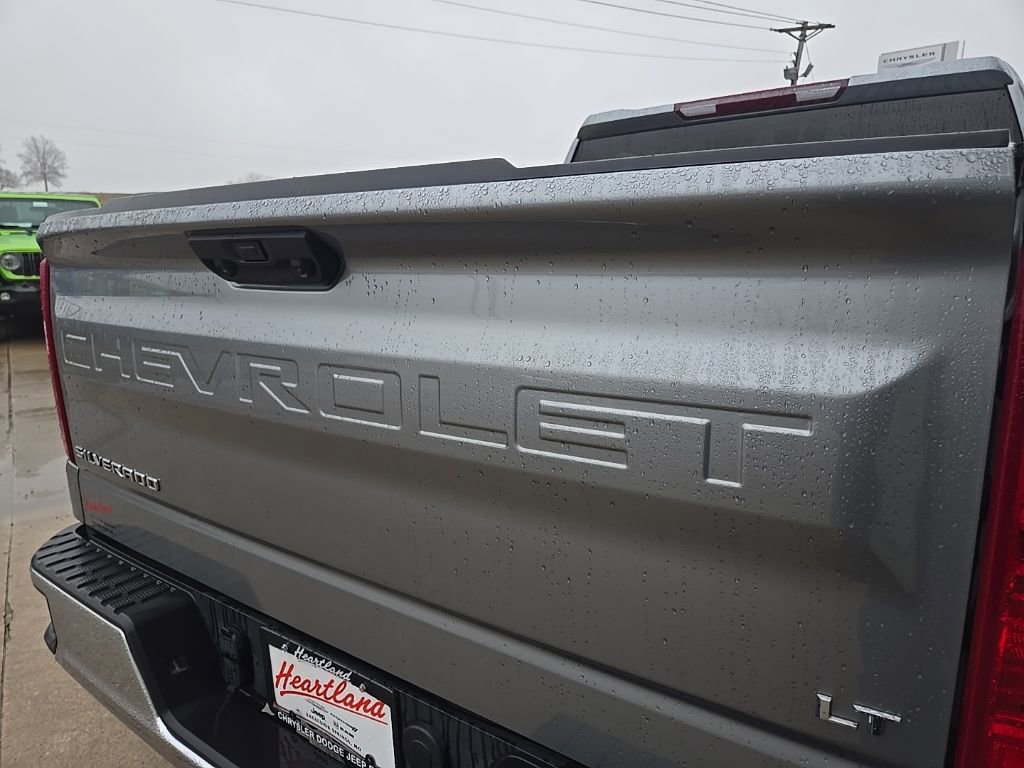 Used 2025 Chevrolet Silverado 1500 LT image 28