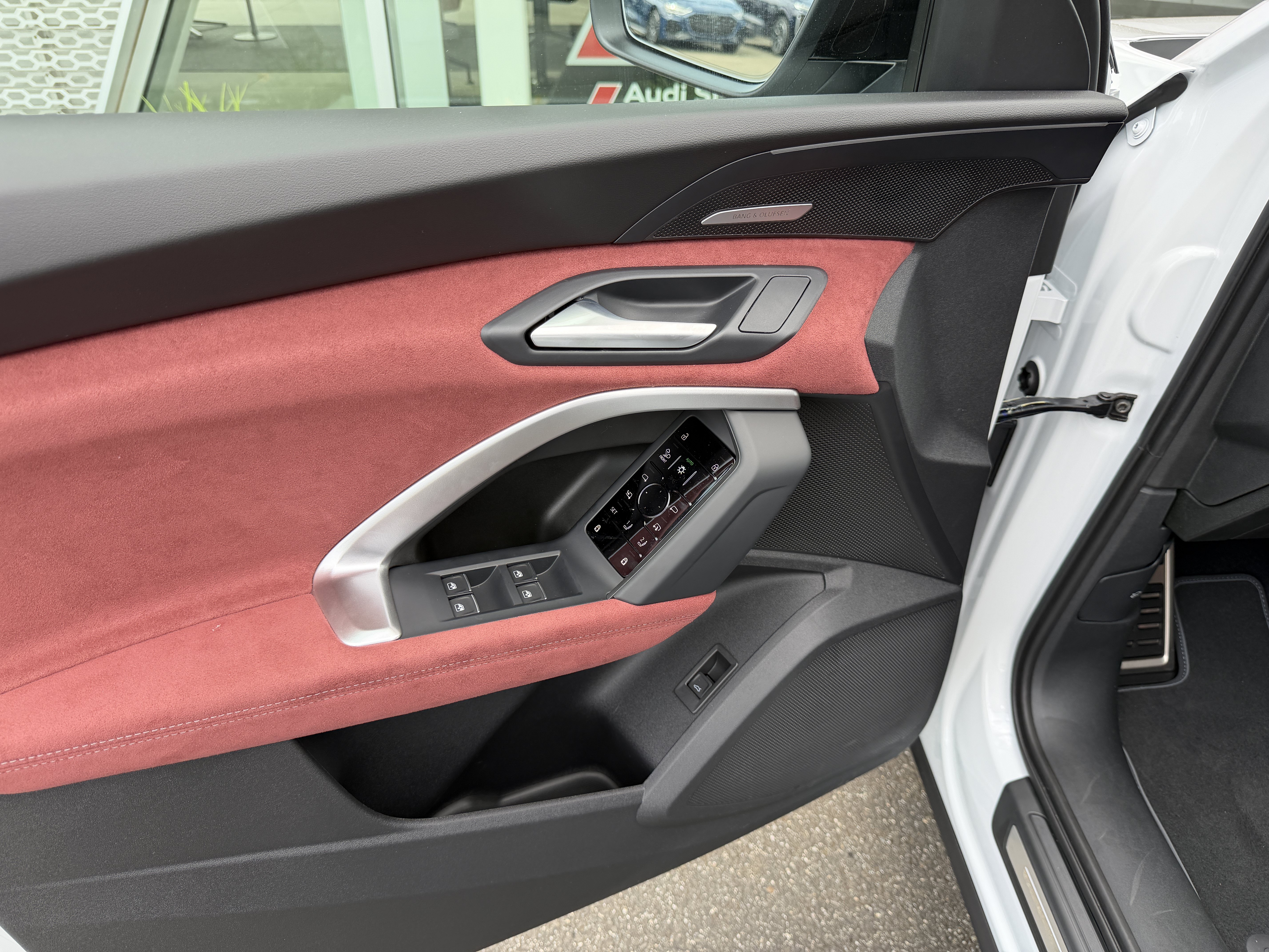 New 2026 Audi SQ5 Premium Plus AWD/4WD image 9