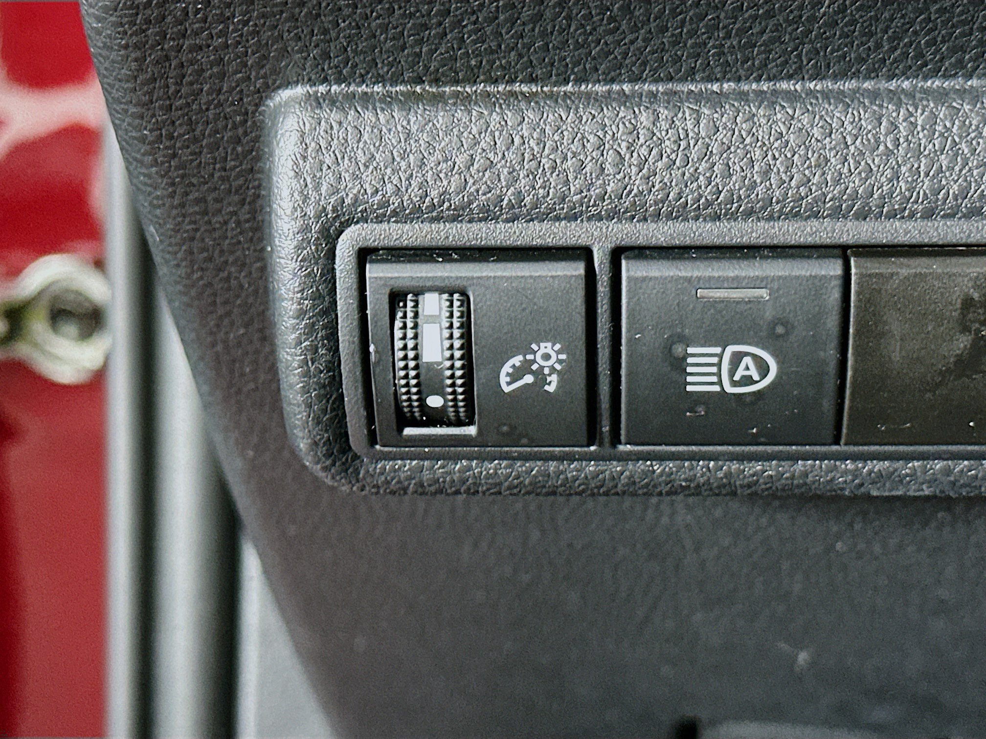 Used 2022 Toyota Corolla LE FWD image 16
