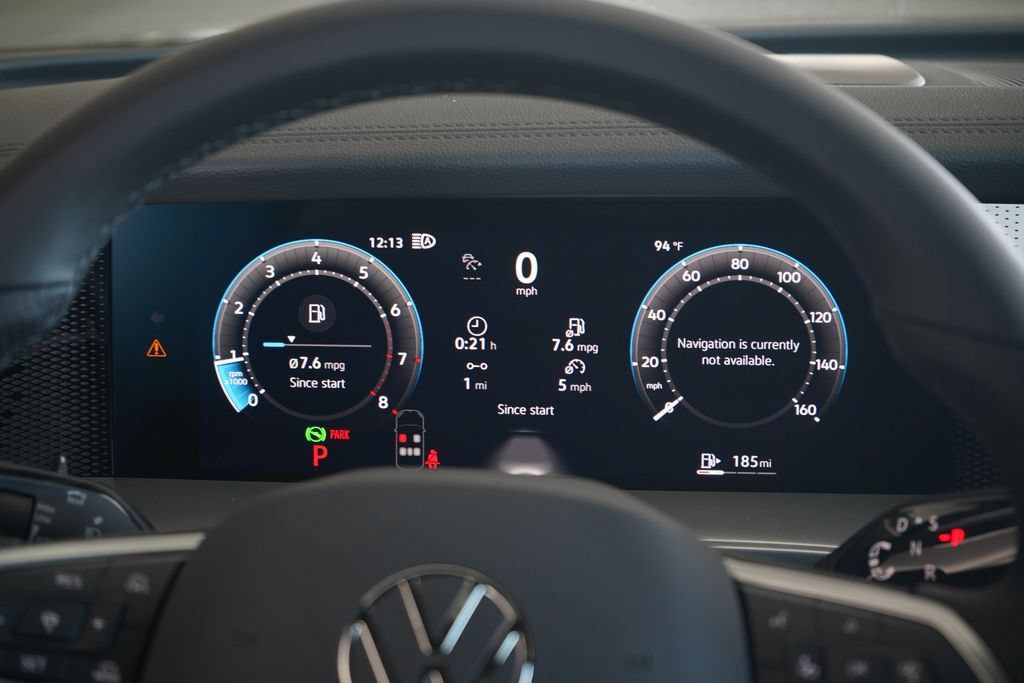New 2026 Volkswagen Tiguan SE R-Line FWD image 10