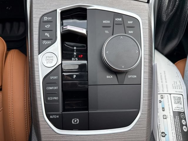 New 2026 BMW 330i Sedan w/ Convenience Package RWD image 10