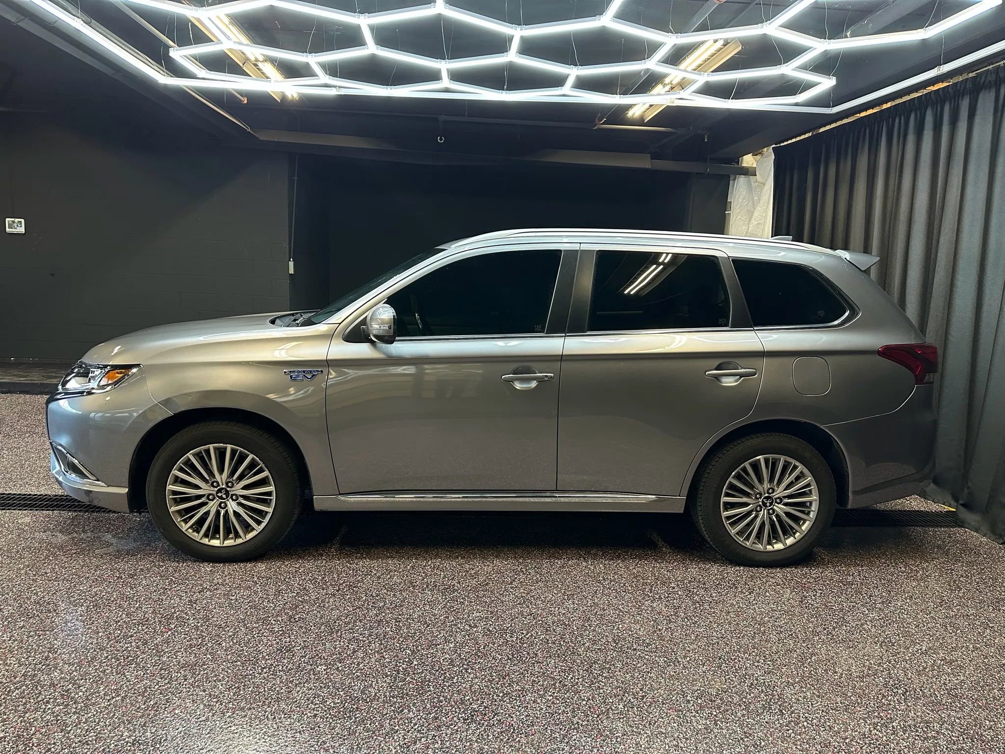 Used 2022 Mitsubishi Outlander SEL image 4