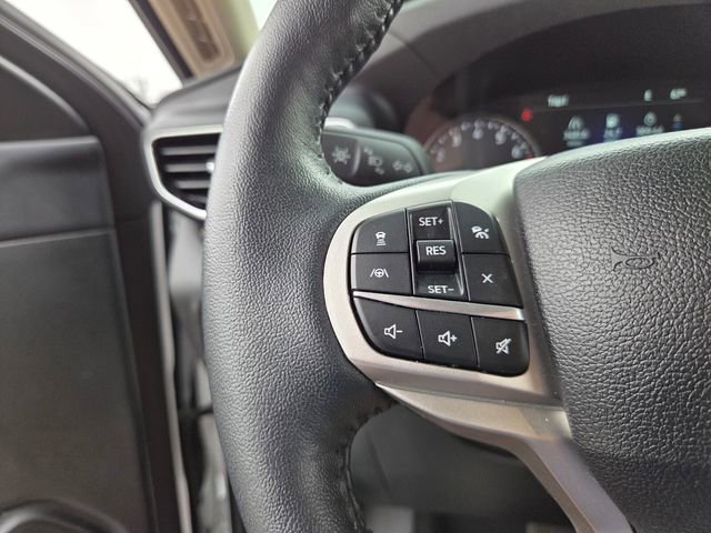 Used 2024 Ford Explorer Limited image 24