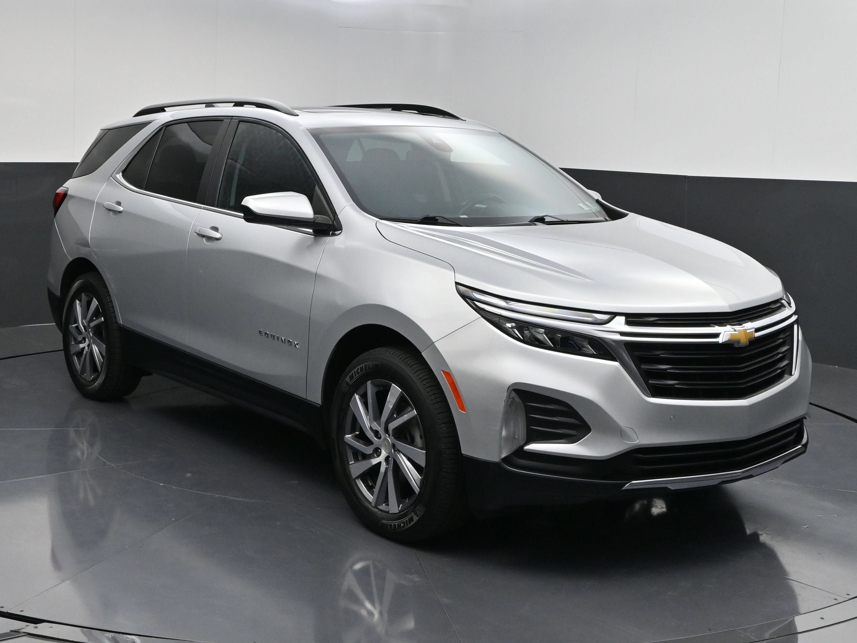 Used 2022 Chevrolet Equinox LT AWD/4WD image 8