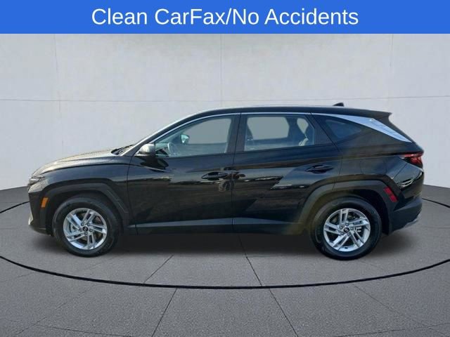 Used 2026 Hyundai Tucson SE FWD image 2