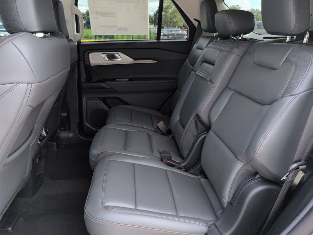 New 2026 Ford Explorer Active w/ Active Comfort Package RWD image 15