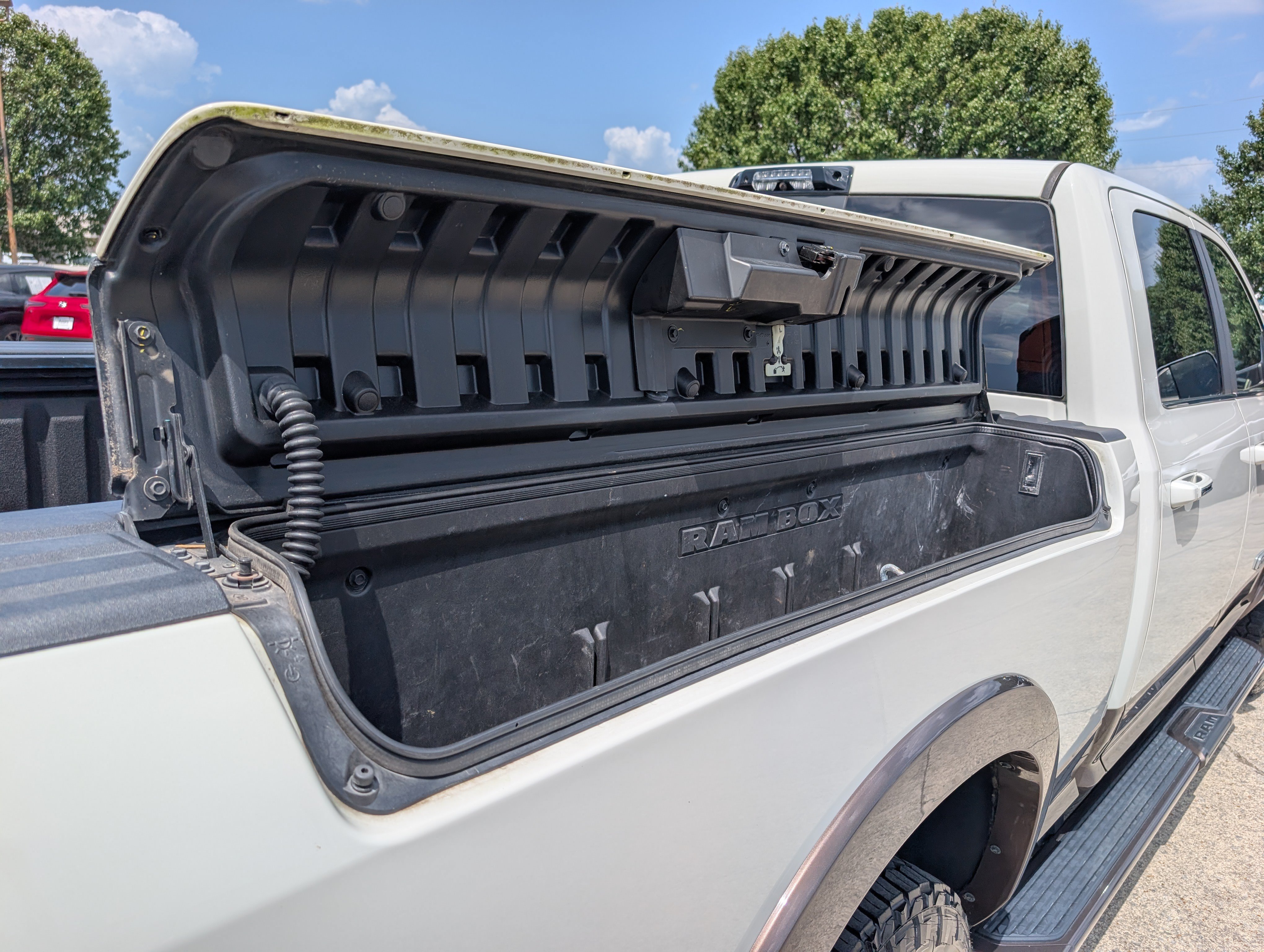 Used 2022 RAM 2500 Limited AWD/4WD image 28