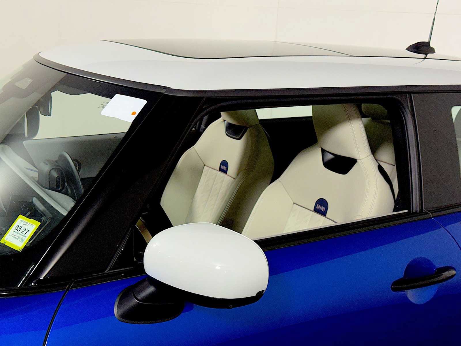 Certified 2025 MINI Cooper S image 29