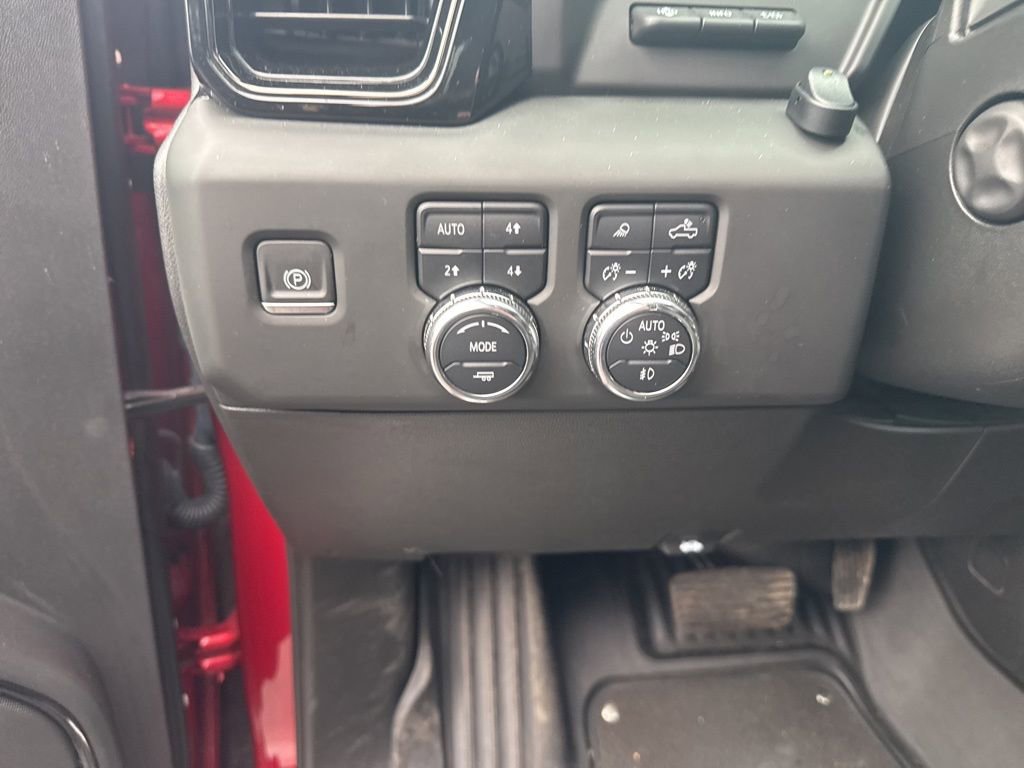 Used 2023 GMC Sierra 1500 AT4 w/ Technology Package image 17