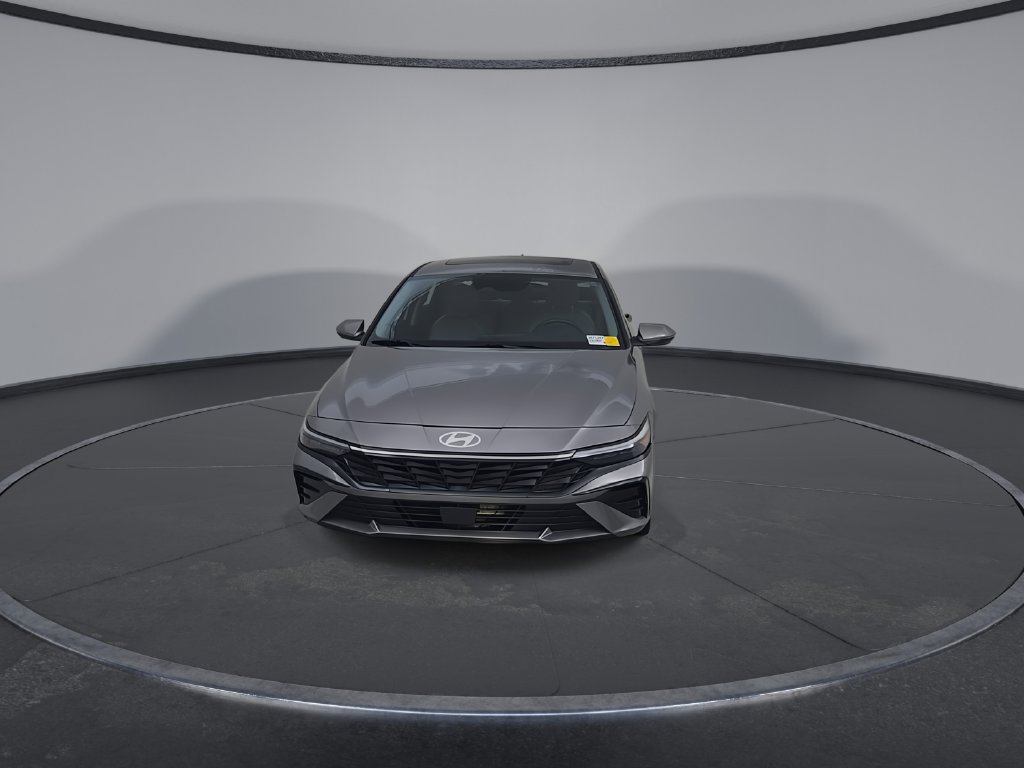 Used 2025 Hyundai Elantra Limited FWD image 5