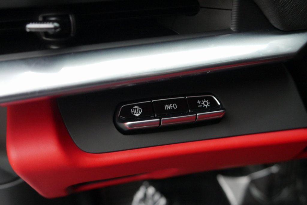 Used 2024 Chevrolet Corvette Stingray Premium Conv w/ Z51 Performance Package image 11