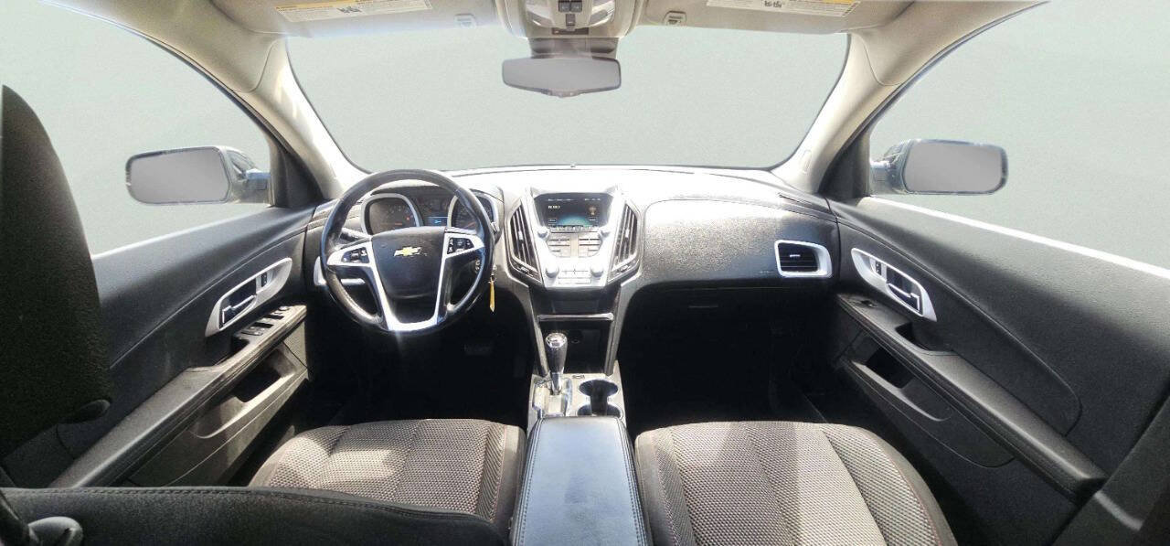 Used 2017 Chevrolet Equinox LT w/ Convenience Package FWD image 8