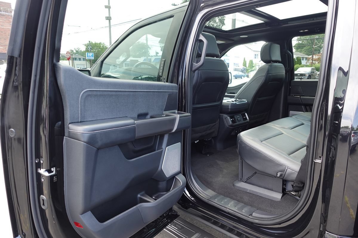 Used 2024 Ford F150 Lariat w/ Equipment Group 502A High AWD/4WD image 24