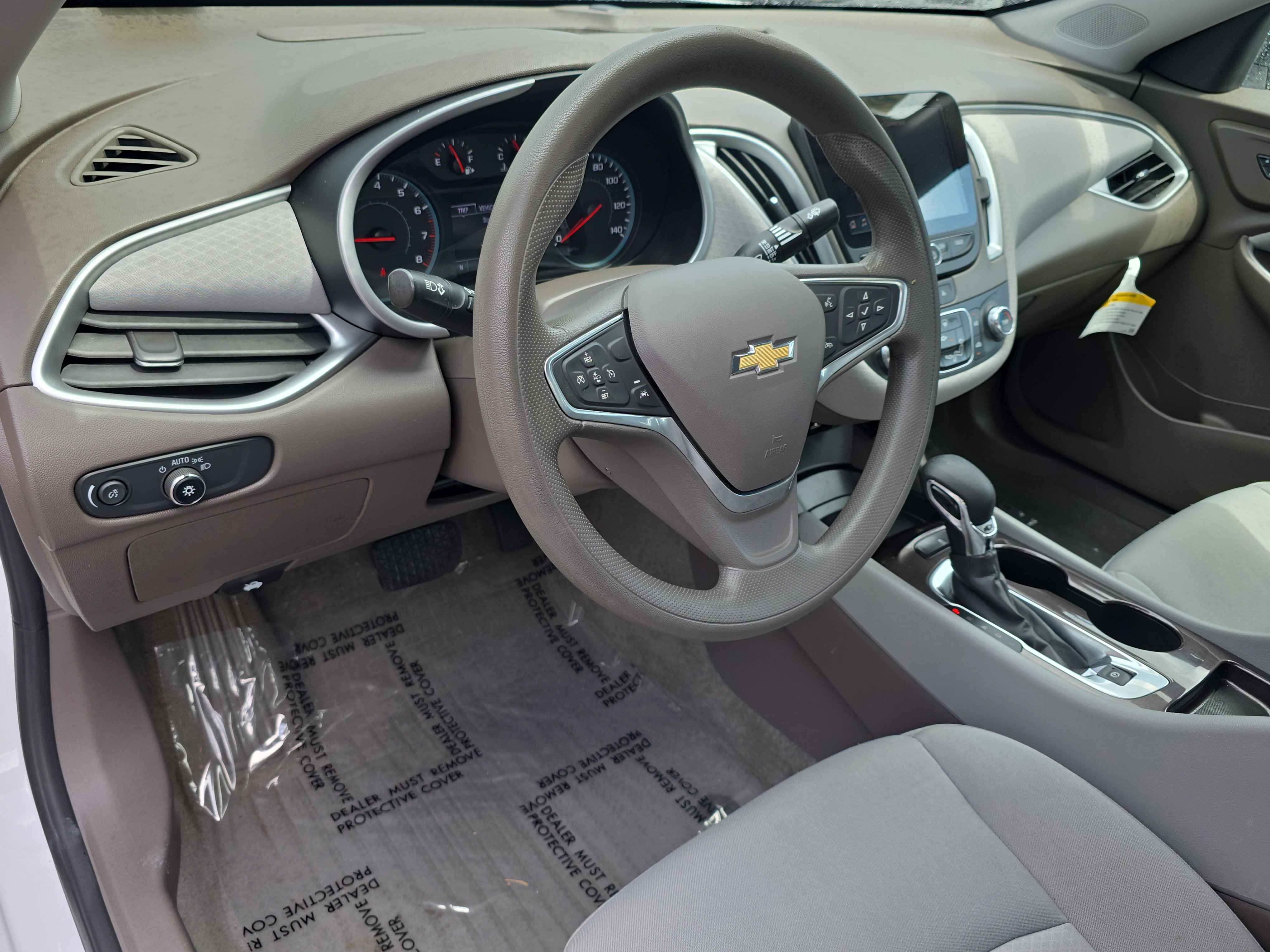 Used 2023 Chevrolet Malibu LS image 21