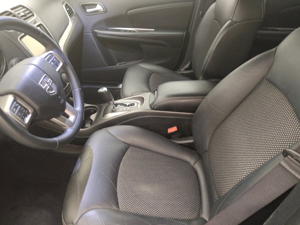 Used 2015 Dodge Journey Crossroad w/ Flexible Seating Group image 17